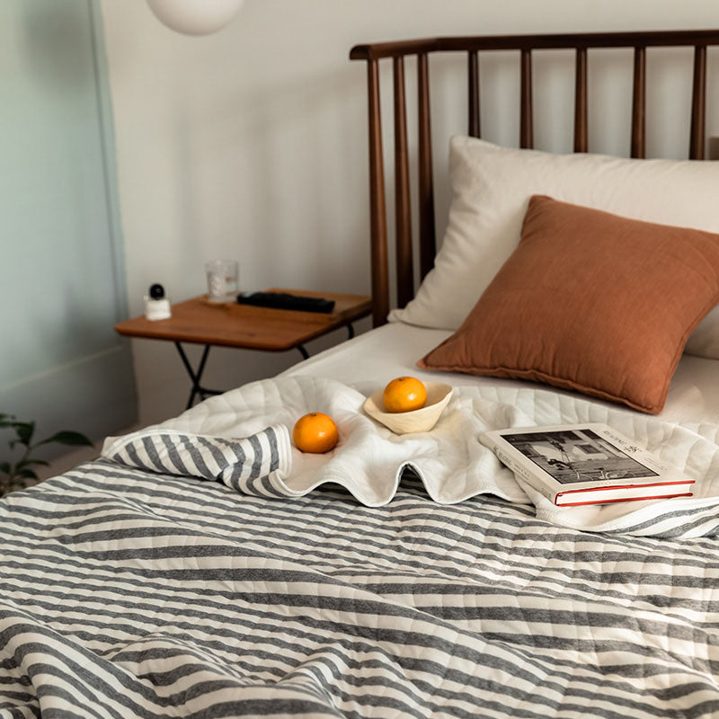 100% Cotton Striped Quilt
